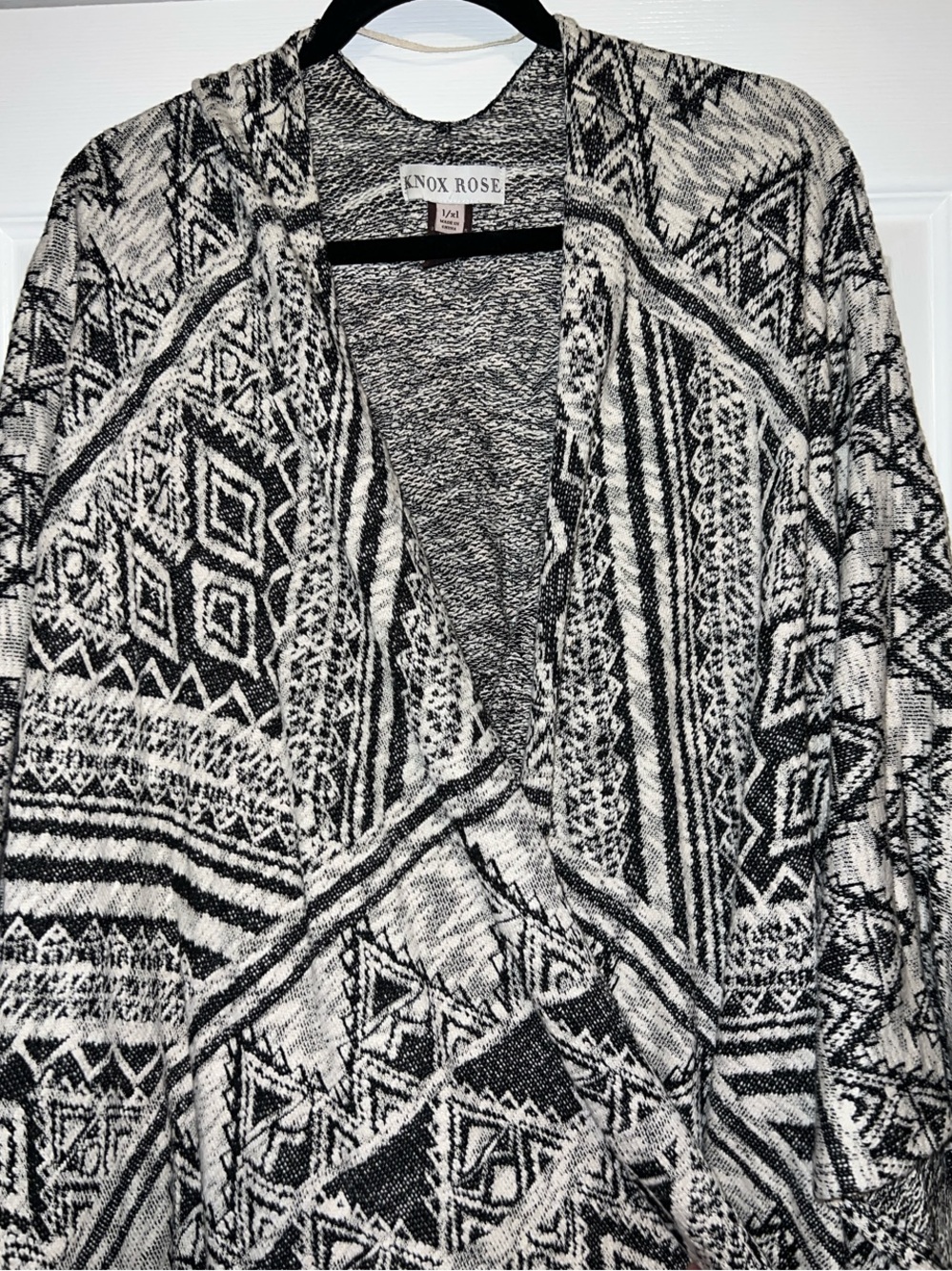 Knox Rose Black & White Geometric Open Cardigan